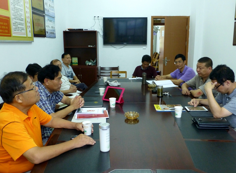 座谈会.JPG