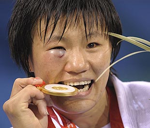 杨秀丽22金