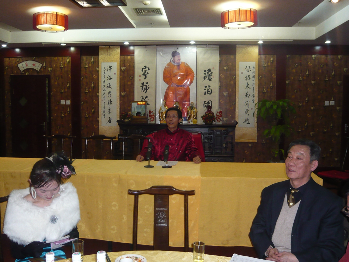 19汪根发副会长做财务收支报告p.jpg