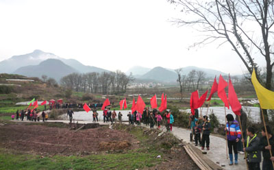 游太阳c.jpg