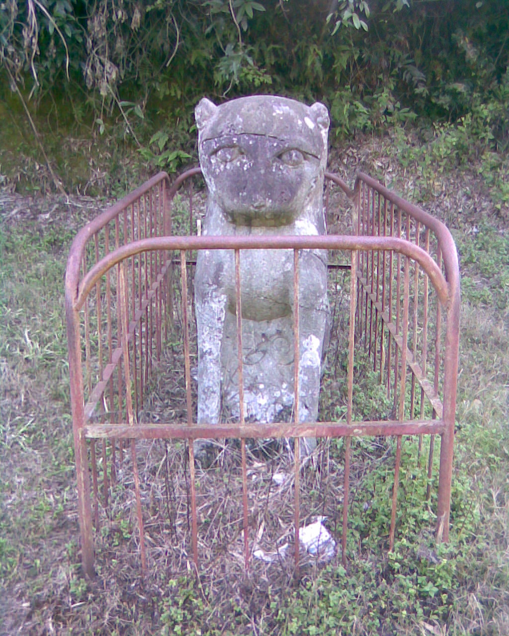 墓前石雕之九