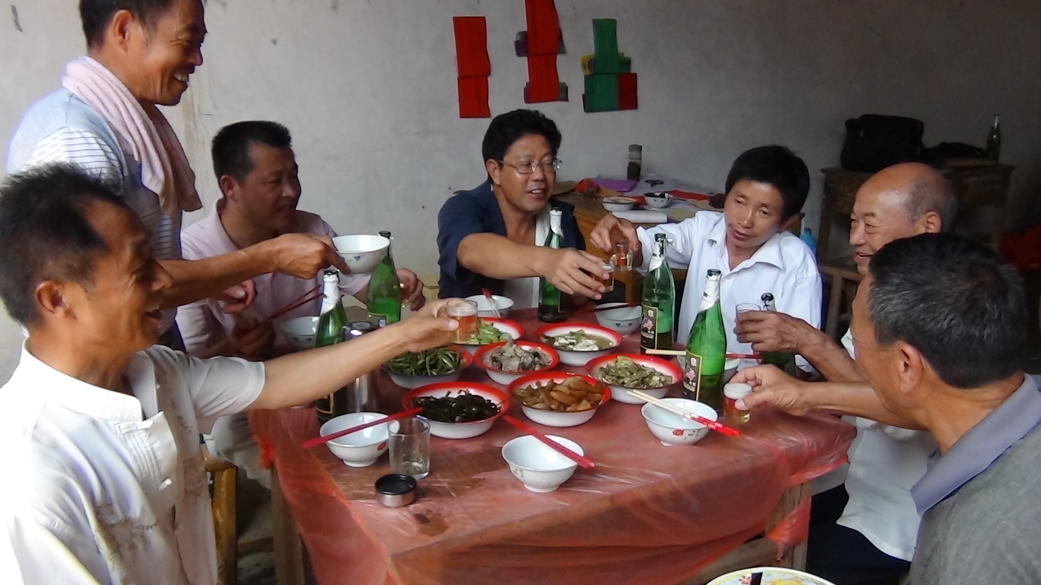 共同干一杯