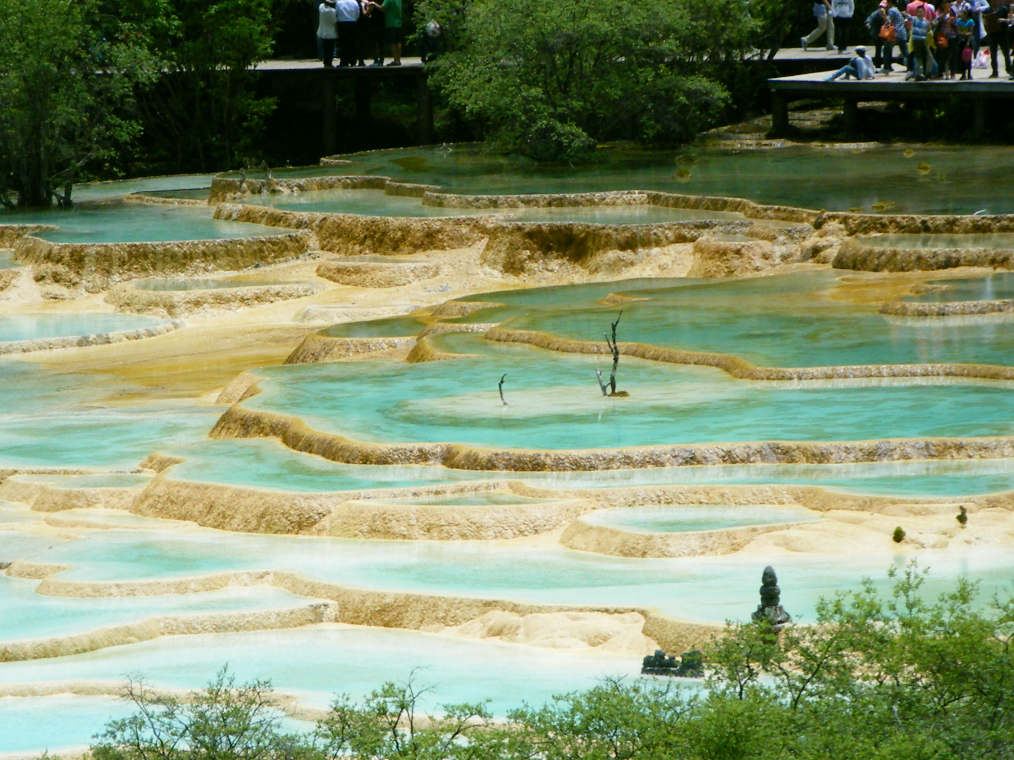 五彩水池