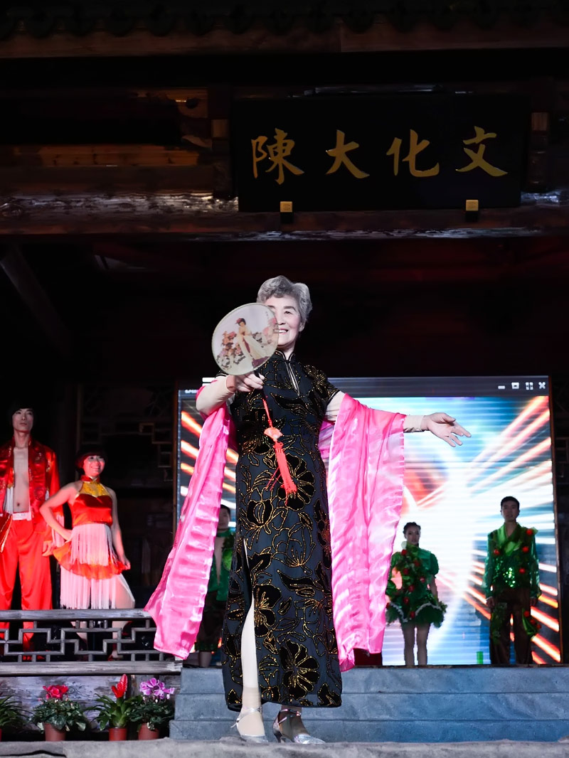 老年模特队1